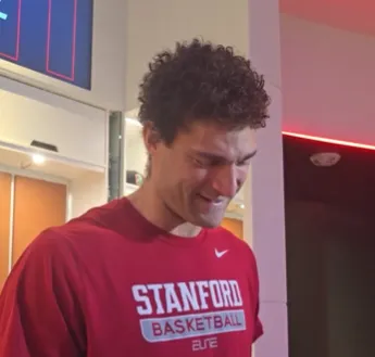 世界杯比赛在线观看平台-大洛:为祖巴茨准备的致敬视频非常棒,我超爱祖巴茨