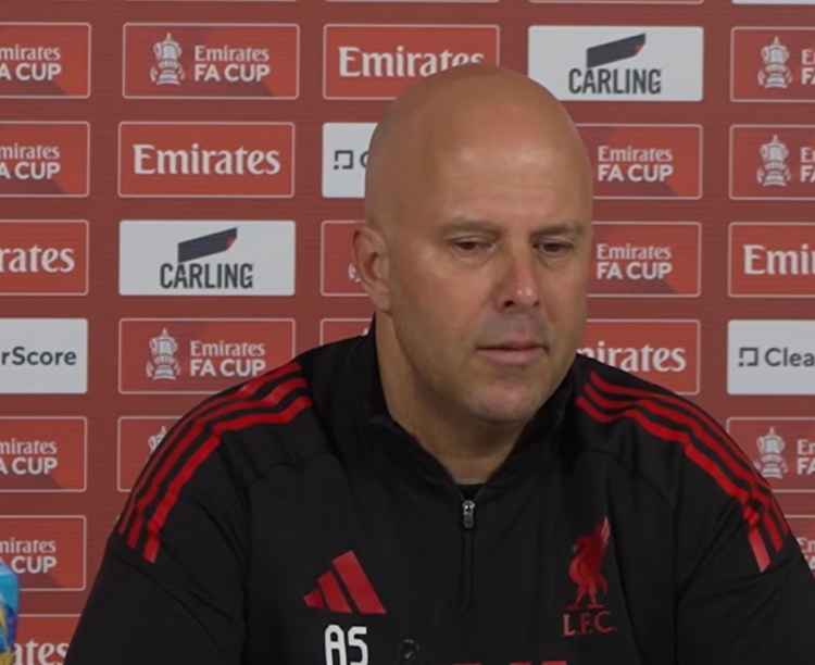 世界杯官方直播app官网下载入口-斯洛特:不太确定输球是否态度问题 大家都知道欧冠资格的重要性