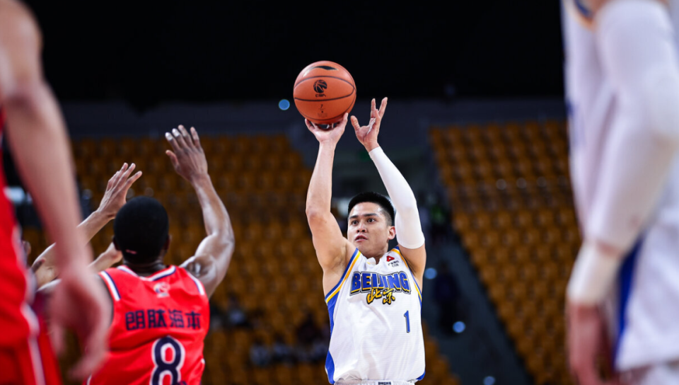 世界杯比赛在线观看平台-北京VS天津复仇之战！周琦携手麦基制霸内线，许利民全力冲刺前四